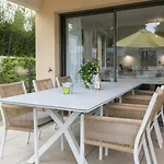 Casa-jardin Secret: Climatise Avec Piscine شقة *