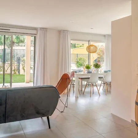 Casa-jardin Secret: Climatise Avec Piscine Ζουάν λε Πιν