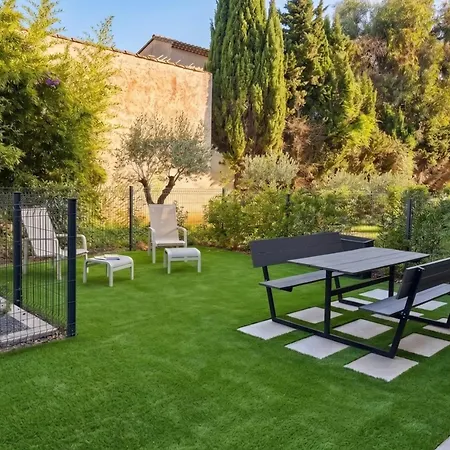 Casa-jardin Secret: Climatise Avec Piscine Ζουάν λε Πιν
