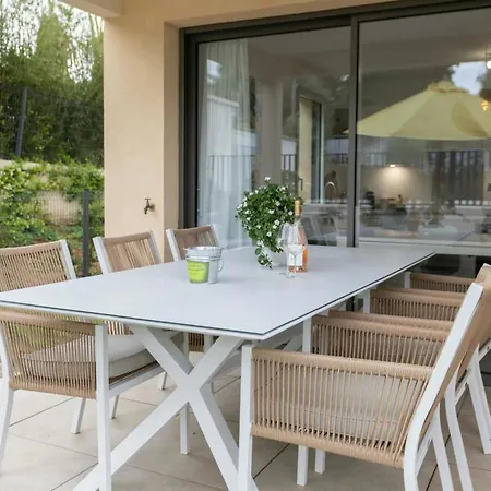 Casa-jardin Secret: Climatise Avec Piscine Ζουάν λε Πιν